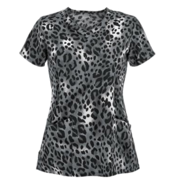 Jockey Wildcat style 2344 pewter/black animal print scrub top size XS ~ like new - Picture 1 of 8